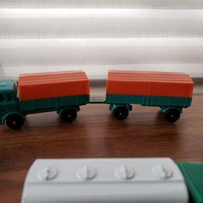 2-379: Vintage Lesney Matchbox Cars (and one little Tootsie on a trailer)