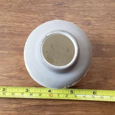 2-384: Vintage Navajo Pottery Signed