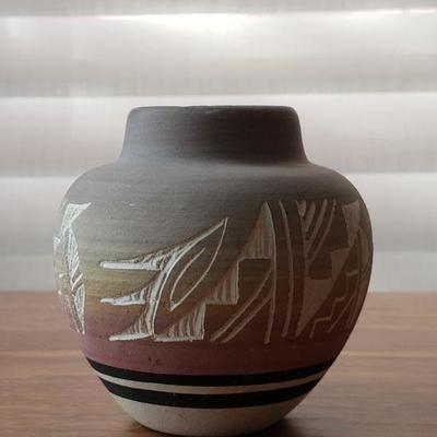 2-384: Vintage Navajo Pottery Signed