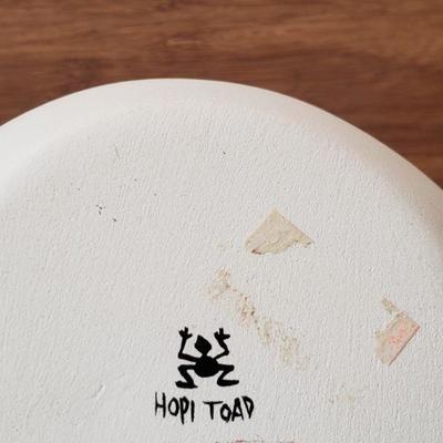 2-388: Hopi Toad Pottery 