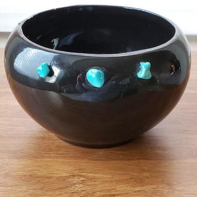 2-390: Pinkadinka Pottery