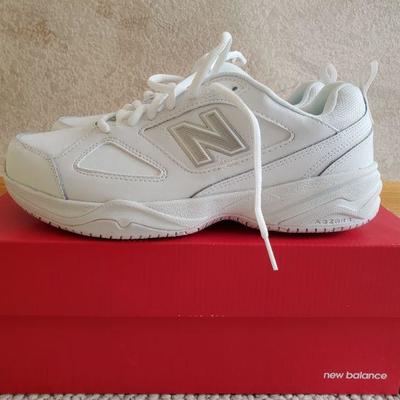 2-393: New Balance Industrial 626 size 9.5