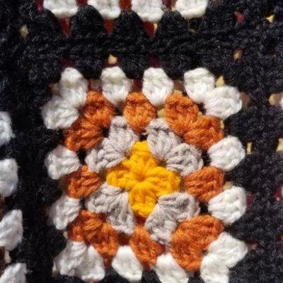 Lot 2-424: Vintage Hand Made Crochet Afghan Throw Blanket