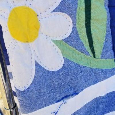 Lot 2-426: Vintage Queen/Full Size Flower ThemeBedspread