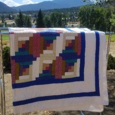 Lot 2-428: Vintage Queen/Full Size Bedspread Multicolor Tiles