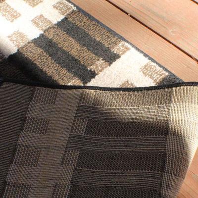 Lot 2-442: Large Rug Runner 93" x 25.5" Black White and Beige Blocks