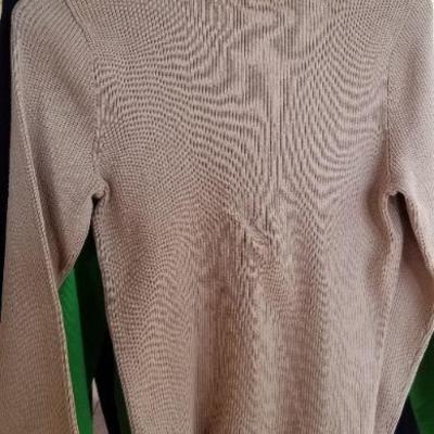Lot 2-457: Size LARGE Group of (7) Ralph Lauren Assorted Women's Clothing
