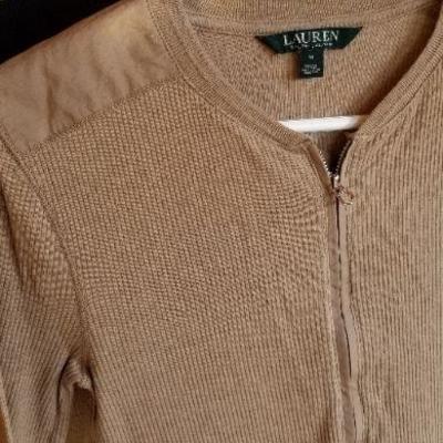 Lot 2-459: (6) Assorted Size MEDIUM Ralph Lauren Women's Clothing Bundle