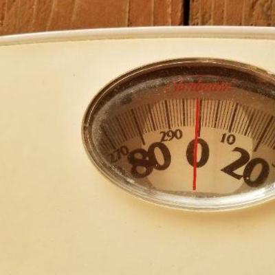 Lot 2-465: Vintage SUNBEAM Weight Scale