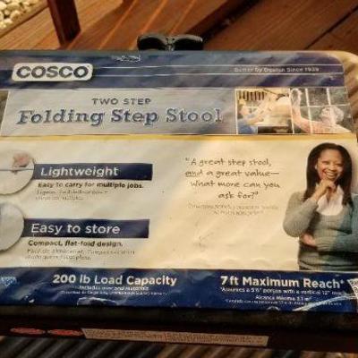 Lot 2-466: COSCO Folding Step Ladder