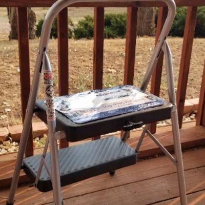 Lot 2-466: COSCO Folding Step Ladder