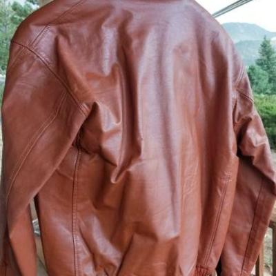 Lot 2-473: Vintage KanGaRoo Jacket Size LARGE Soft Lining