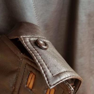 Lot 2-474: Vintage FASHION BAR Mid Trench Size Small Men's