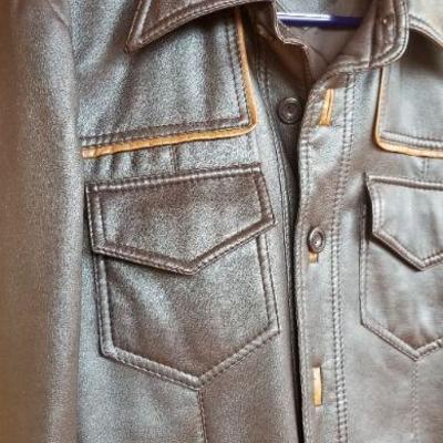 Lot 2-474: Vintage FASHION BAR Mid Trench Size Small Men's