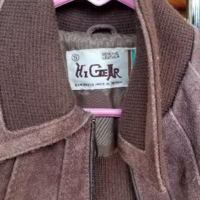 Lot 2-475: Vintage Hi Gear Leather Zip Up Jacket Sweater