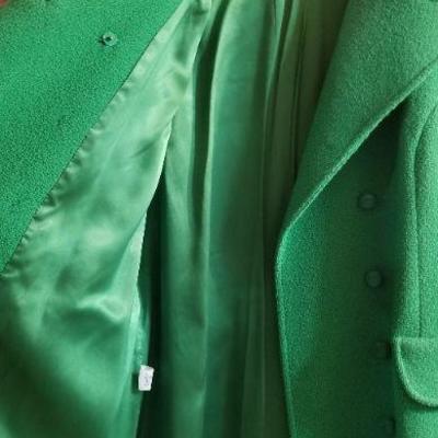 Lot 2-482: Vintage Women's Union Made Green Wool Coat Size (Medium ESTIMATE)