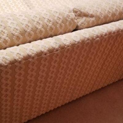 Lot 2-501: Mid Century Modern SELIG OF MONROE Couch 66" x 37" x 24" Tall