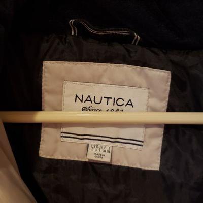 Lot 2-530: Nautica Puff Jacket 