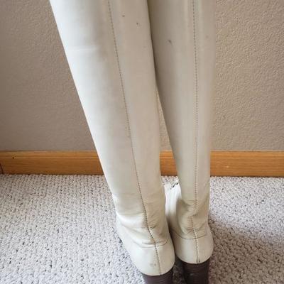 Lot 2-540: 1970's White Lace Up GoGo Boots