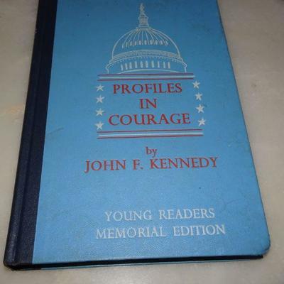 Profiles in Courage by John F. Kennedy Young Readers Memorial Edition 