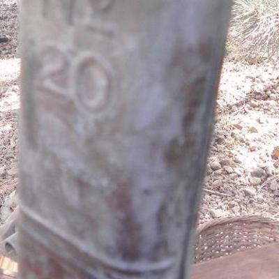 LOT 338   ANTIQUE BEACON KEROSENE RAILROAD LANTERN NO 20