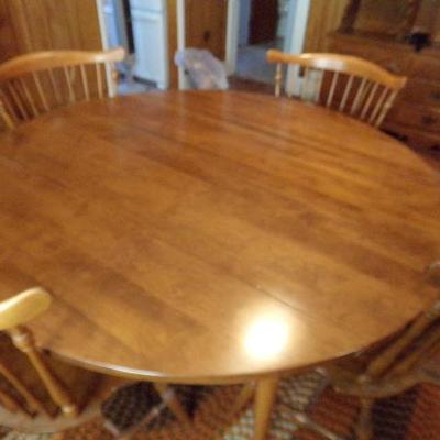 H-5  DINING TABLE W/8 FIDDLEBACK CHAIRS