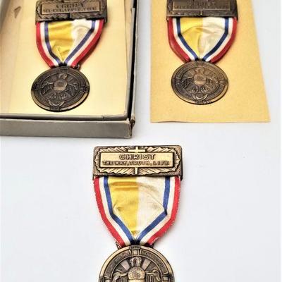Lot #241 LATE ADDITION - 3 original 1938 New Orleans Eucharistic Congress Medals - 2 on original cards.