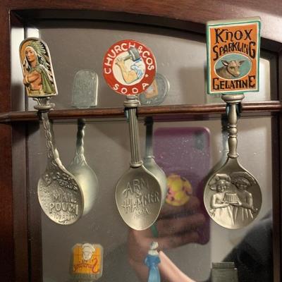 Vintage Franklin Mint Country Store Mirrored Shelf w/Pewter Advertising Spoons