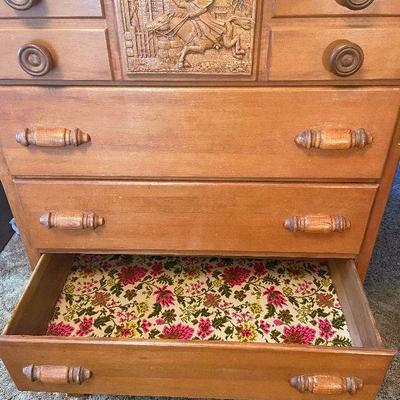 B10: 5 Drawer Colonial Wood Dresser