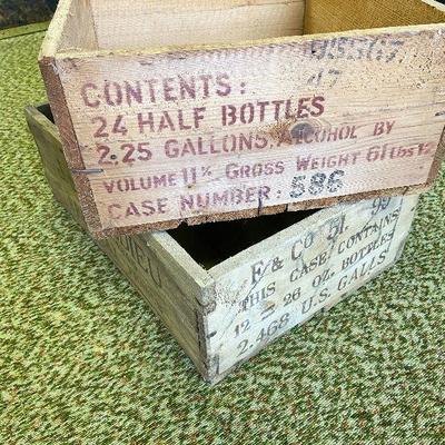 F88: Pair Of Wooden Crates