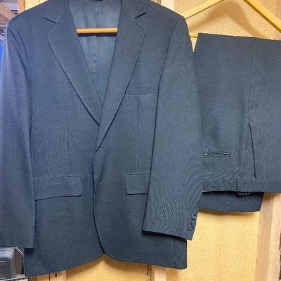 BC14: Vintage Mens Suit
