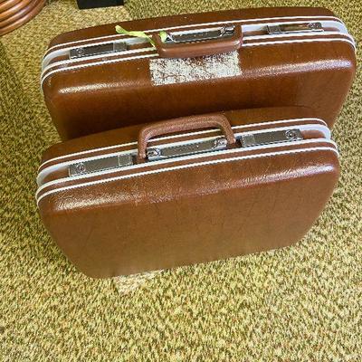 BC21: Vintage Hardcase Suitcases 
