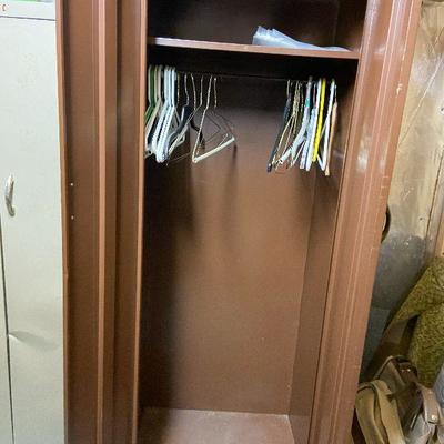 BC27: Brown Metal Locker