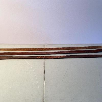 M82: Lot Of Brown Leather Belts