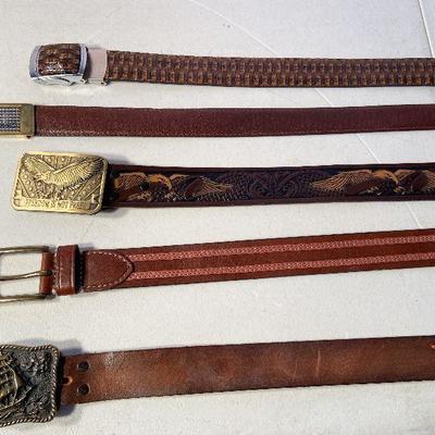 M82: Lot Of Brown Leather Belts