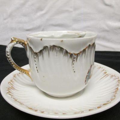 5-116 Tea Cups with Mustache protector and saucers  