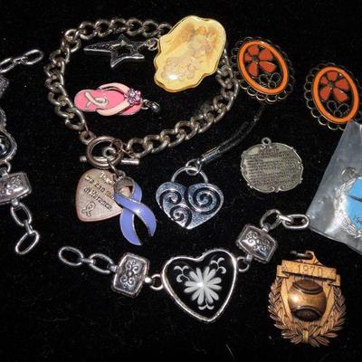 Silver tone Charms, Bracelet, Pins & Pieces Lot 21