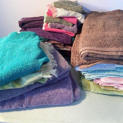 M73: Lot Of Towels