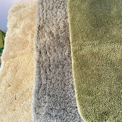 M75: Lot Of Bath Towels