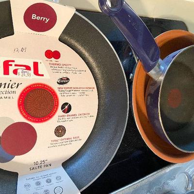 K102: Tuff Gloves for Cooking, New Tfal Swillet and More