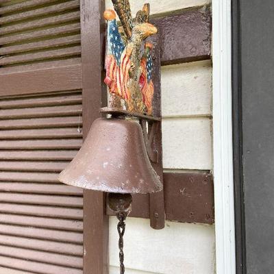 K103: Cast Iron Dinner Bell Eagle w/Flags Porch Bell