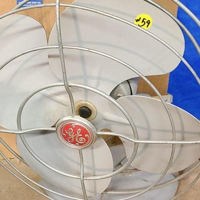 W59: Vintage Fan