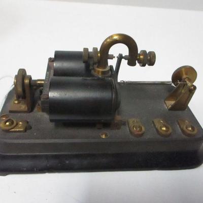 Lot 15 - Western Electric Telegraph Relay Model 21A