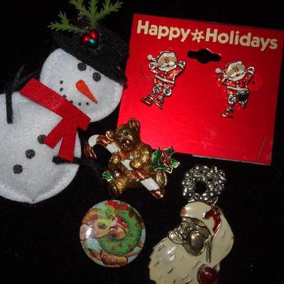 Misc. Christmas Pin & Earring Lot - Ho Ho, it will be here before you know it! 
