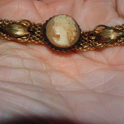 Vintage Victorian Style Gold-Tone Mesh Bracelet with Cameo Accent, Shell Cameo 