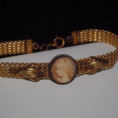 Vintage Victorian Style Gold-Tone Mesh Bracelet with Cameo Accent, Shell Cameo 