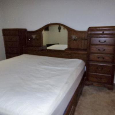 H-31  CALIFORNIA KING SIZE BED WITH HEADBOARD