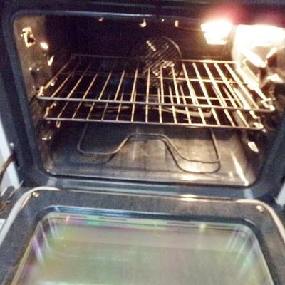 H-37  GLASS TOP STOVE/RANGE/OVEN