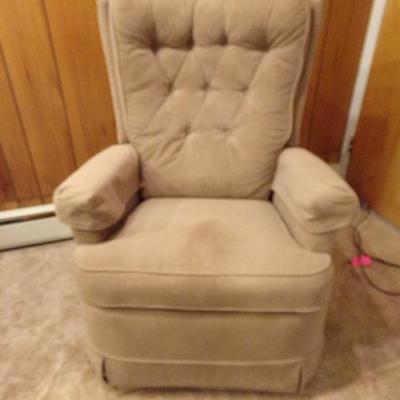 H-38  RECLINER