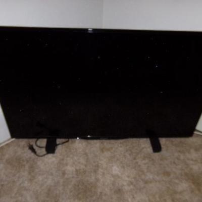 H-45  40" INSIGNIA FLAT SCREEN TV